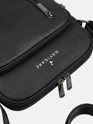 Borsa a tracolla 'Borsa a Tracolla Uomo Navigare Poliestere Chiusura Zip' di Navigare in nero