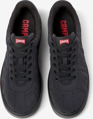 Sneaker bassa 'Runner K21' di CAMPER in nero