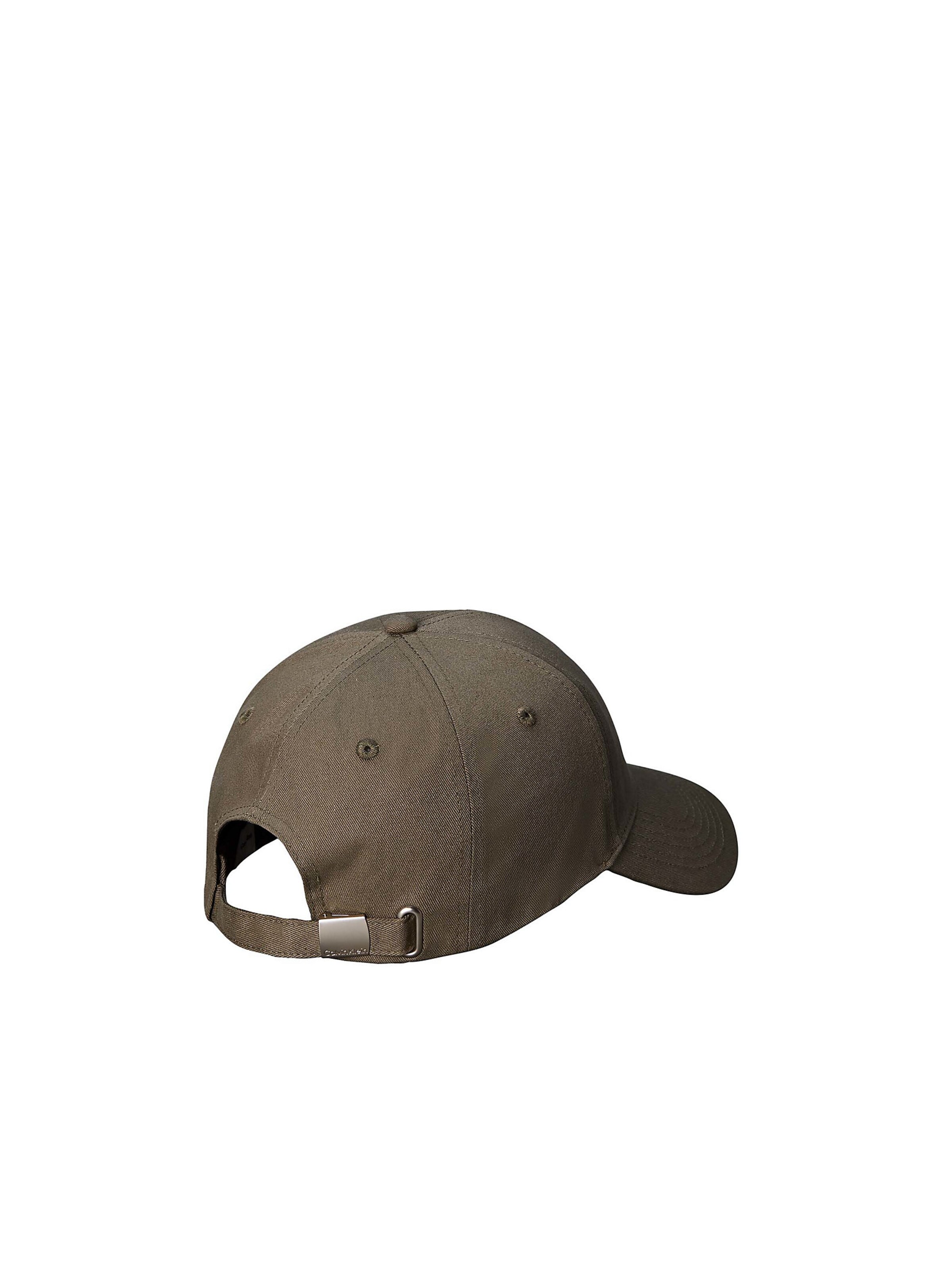 Calvin Klein Cap in Brown