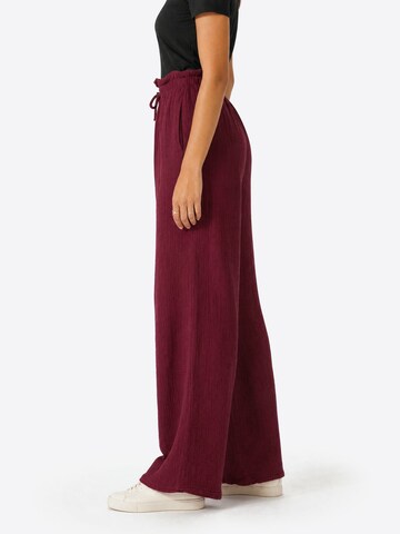Wide Leg Pantalon ' Liska ' Seasons of April en rouge