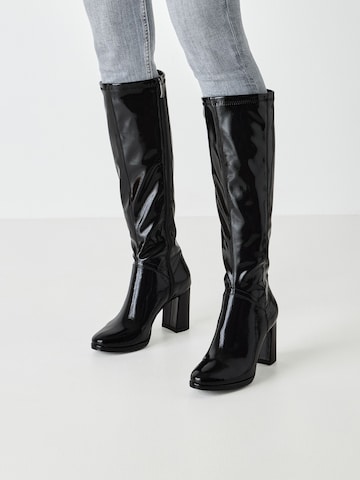 Bottes Tamaris en noir : devant