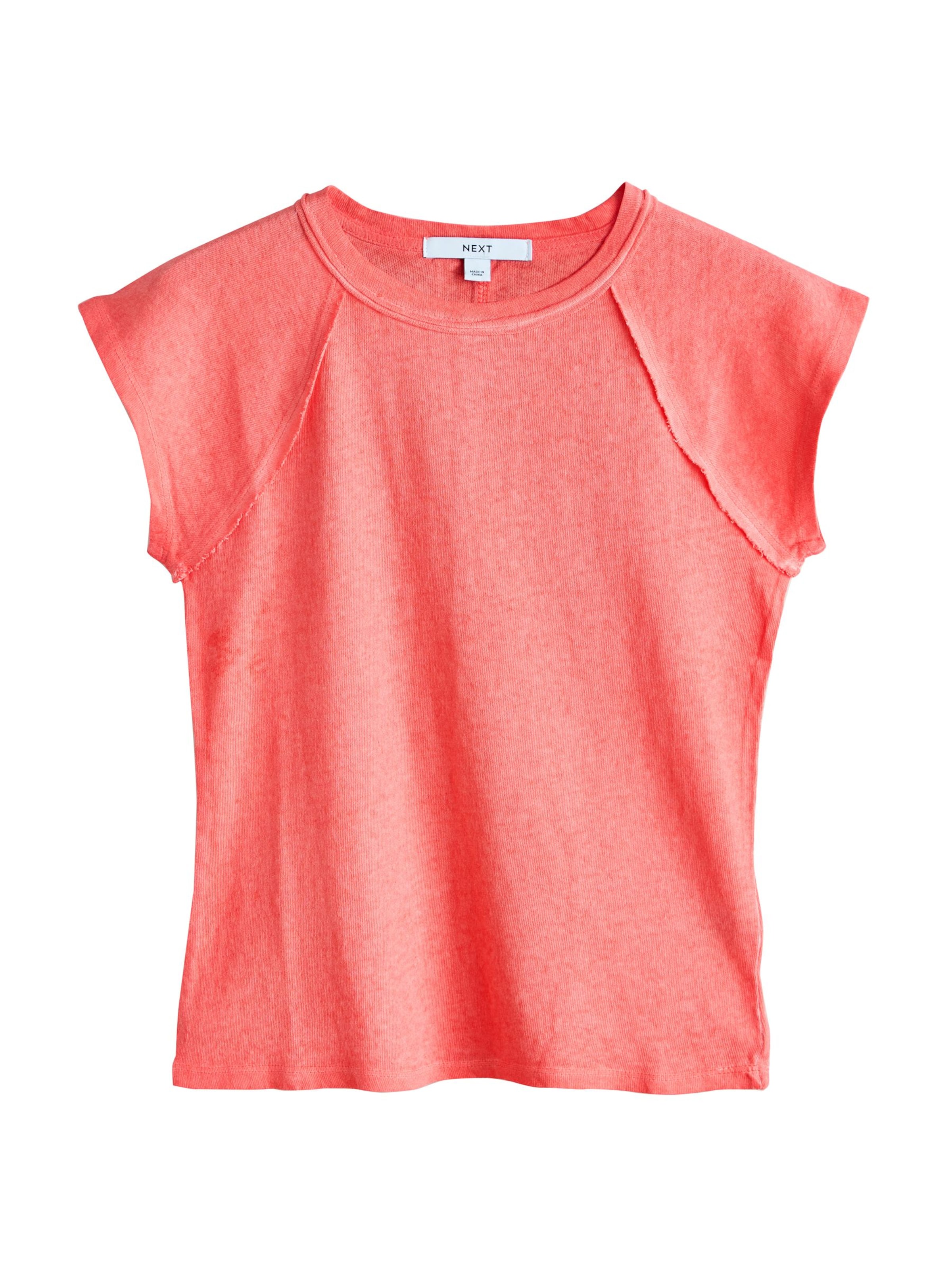 Next Shirt in Raspberry, Item view