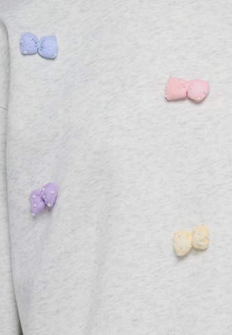 MYMO Sweatshirt 'Pop' in Grau