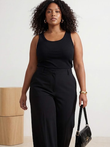 Trendyol Curve - Top en negro: frente