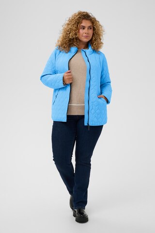 KAFFE CURVE Tussenjas 'KCleina' in Blauw