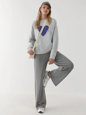 Wide Leg Pantalon de sport 'Jogginghose' Hiccup en gris