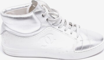 CHANEL Sneakers & Trainers in 38,5 in Silver: front