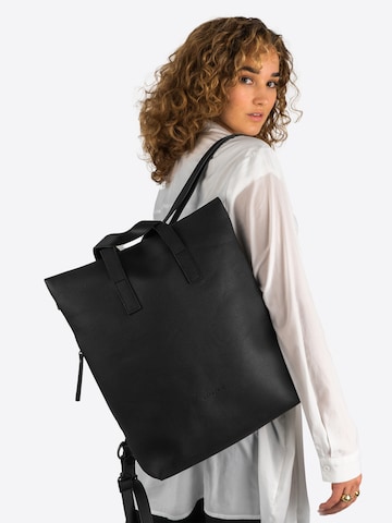 Expatrié Backpack 'Lou' in Black: front