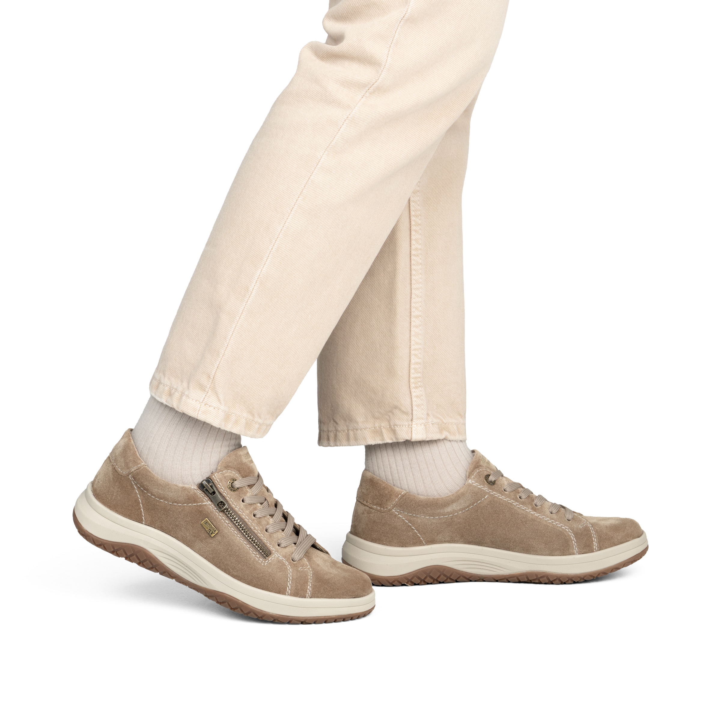 Chaussure à lacets REMONTE en marron : devant