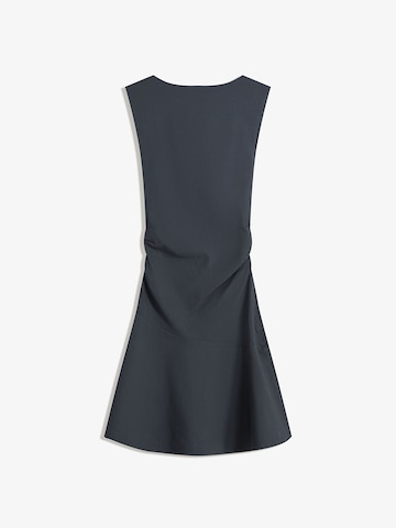 Bershka Рокля в синьо