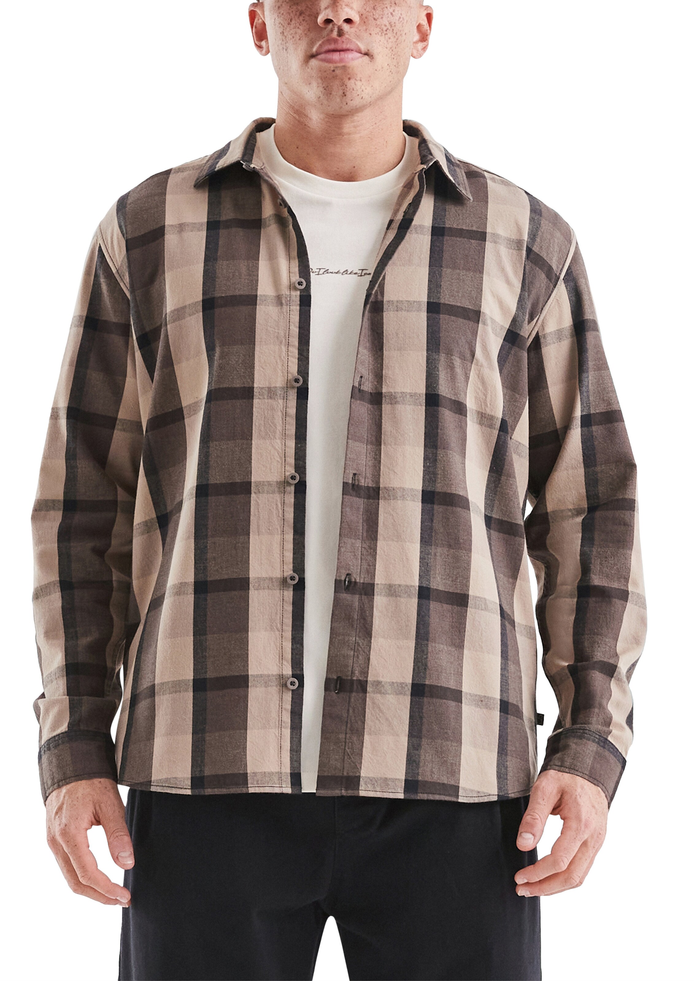 Coupe regular Chemise QS en marron : devant