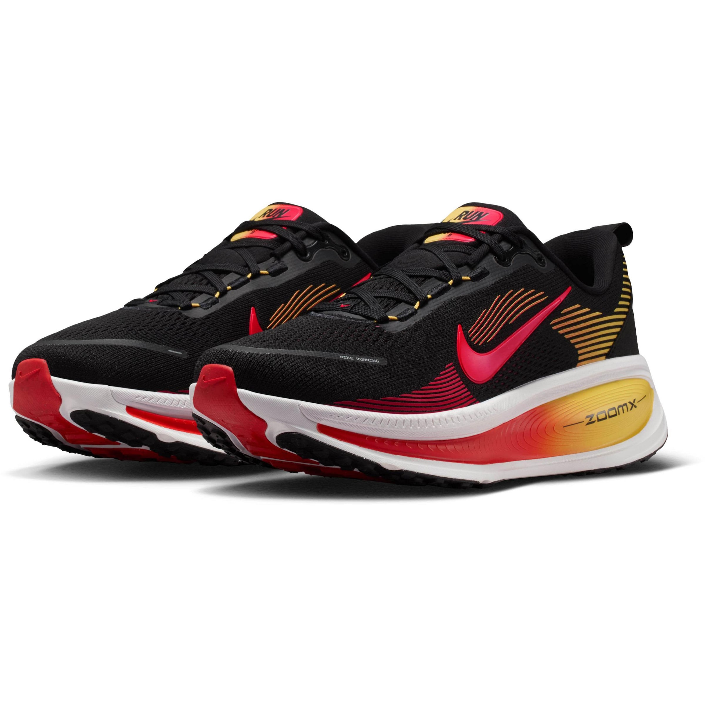 NIKE Laufschuh 'Vomero 18' in Schwarz