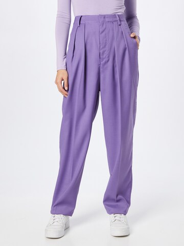 Line of Oslo - regular Pantalón plisado 'Cher' en lila: frente