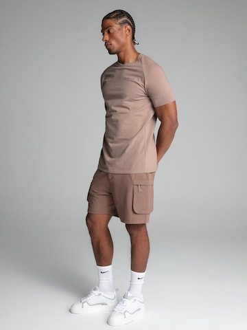 Regular Pantalon cargo SikSilk en marron