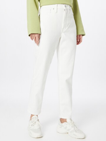 Madewell Regular Jeans in White: front