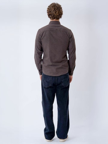 TEESHOPPEN - Ajuste regular Camisa ' Flannel ' en marrón: atrás