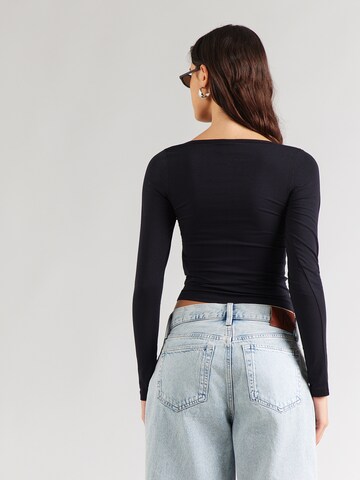 Champion Authentic Athletic Apparel T-shirt i svart