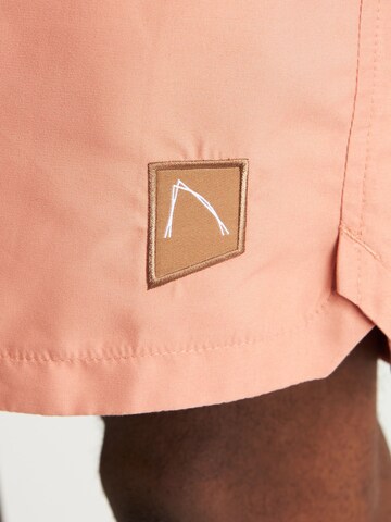 Shorts de bain 'Soll' CHASIN' en orange