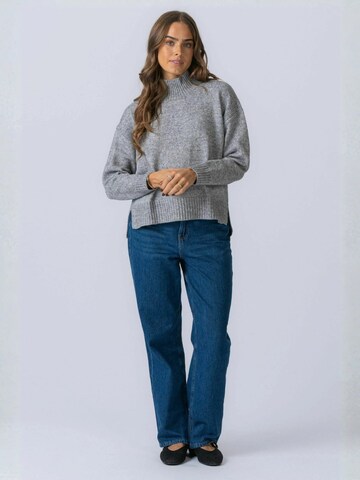 Pull-over ' Emma Knit ' TEESHOPPEN en gris