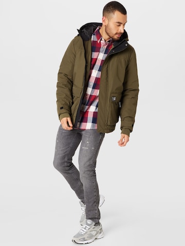 QS - Parka de inverno em verde