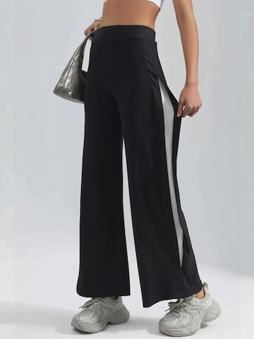 Lady Bersan Trousers 'Jogginghose' in Black