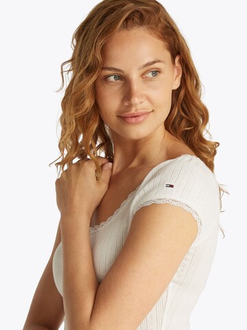 Tommy Jeans Μπλουζάκι σε λευκό