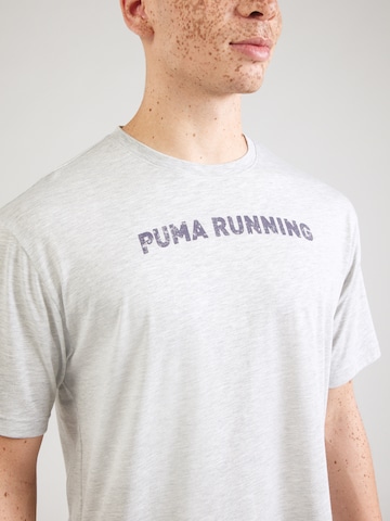 Tricou funcțional de la PUMA pe gri