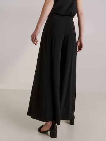 Guido Maria Kretschmer Women Loosefit Housut 'Darlin' värissä musta