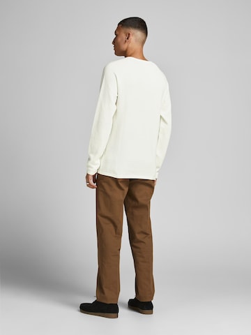 Coupe regular Pull-over 'Hill' JACK & JONES en blanc