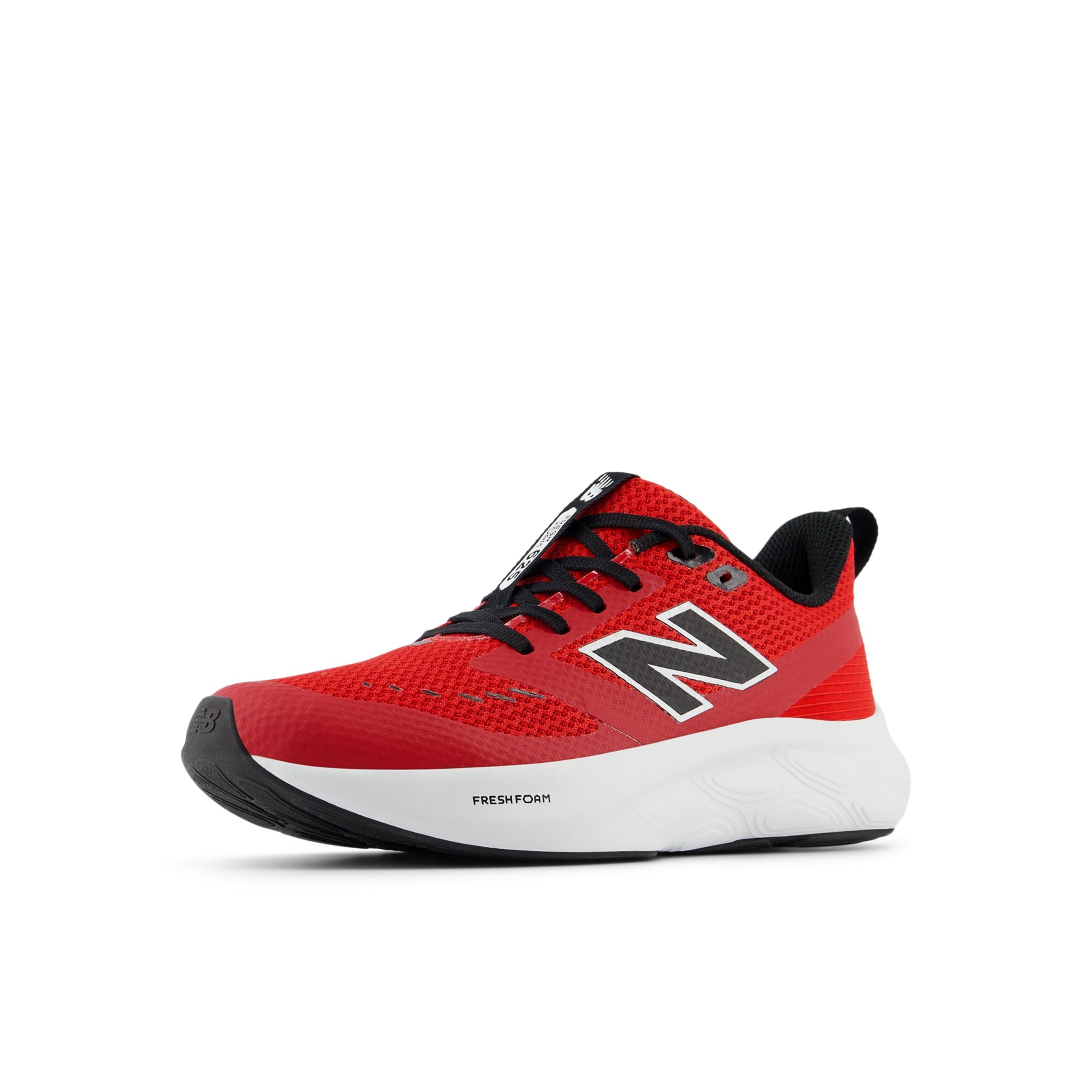 Chaussure de sport new balance en rouge : devant