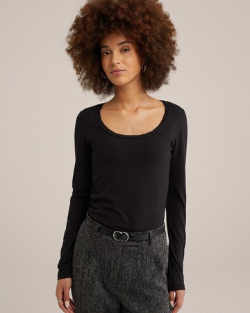 T-shirt WE Fashion en noir : devant