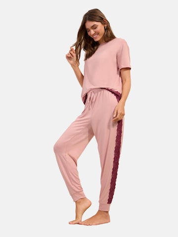 Friends Like These - Pijama en rosa: frente
