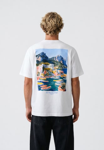 On Vacation Shirt in White: front
