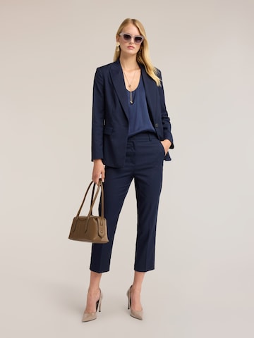 Regular Pantalon MOTIVI en bleu
