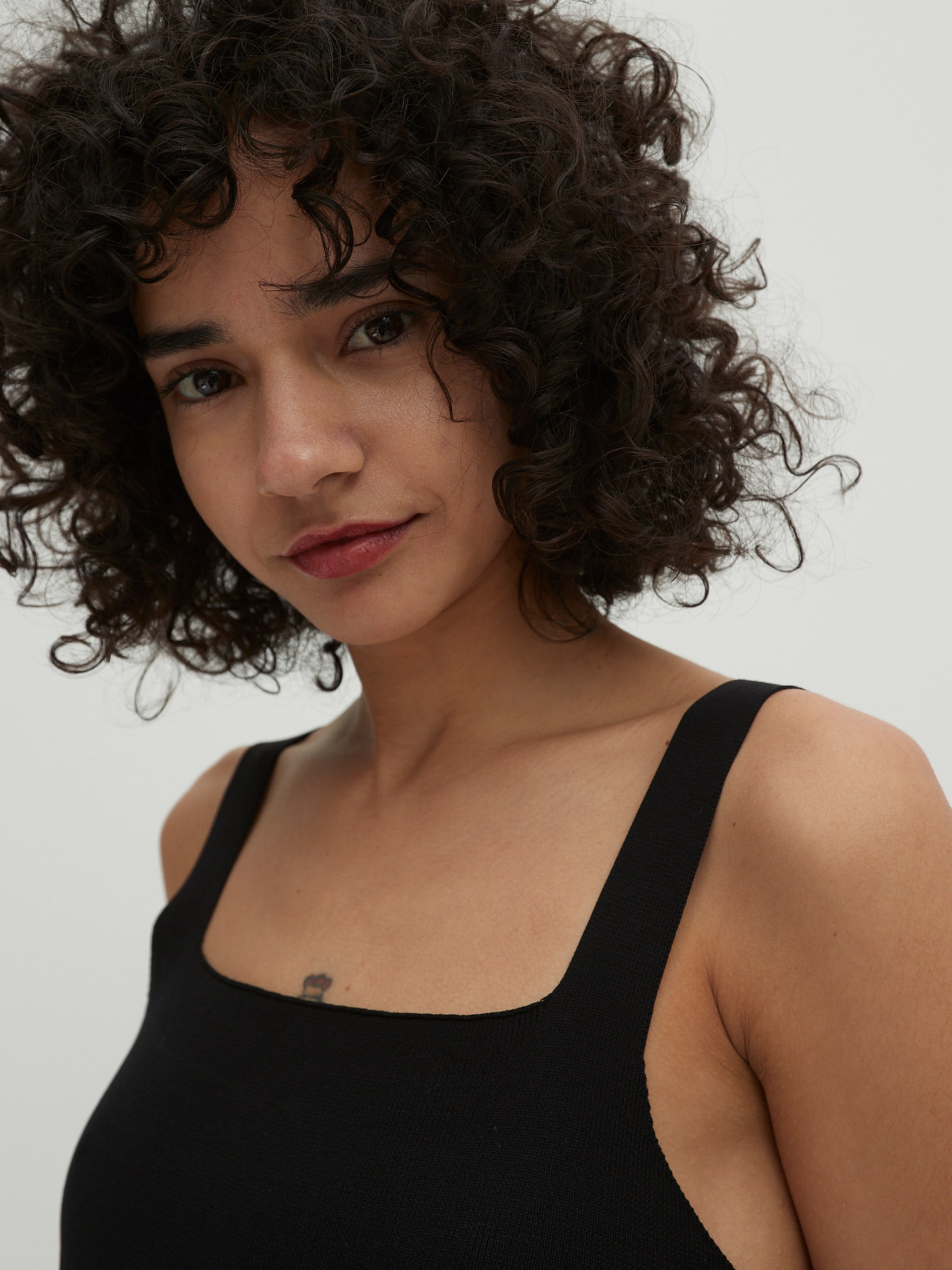 EDITED Producten Gebreide jurk 'Aliya' Zwart