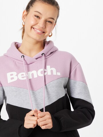 BENCH Sweatshirt 'TERESA' in Schwarz