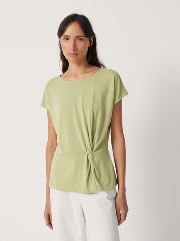 Someday Shirt 'Kisane' in Grün: Vorderseite