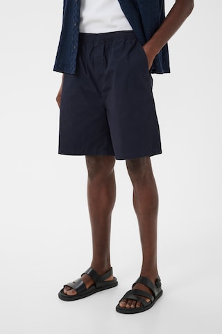 Matinique Regular Chino 'Noram' in Blauw