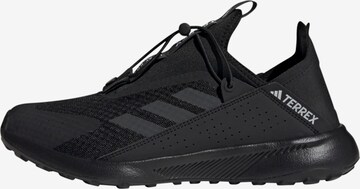 Chaussure basse 'Voyager 21' ADIDAS TERREX en noir : devant