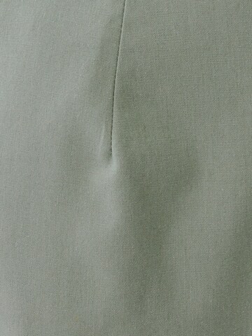 Tussah Regular Панталон 'JULIE' в зелено