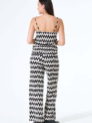 Wide leg Pantaloni di GARCIA in nero