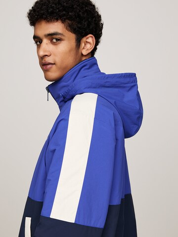 Tommy Jeans Between-season jacket 'Reversible' in Blue