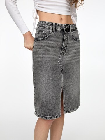 Pull&Bear Skirt in Grey