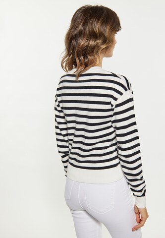 Pull-over usha BLUE LABEL en blanc