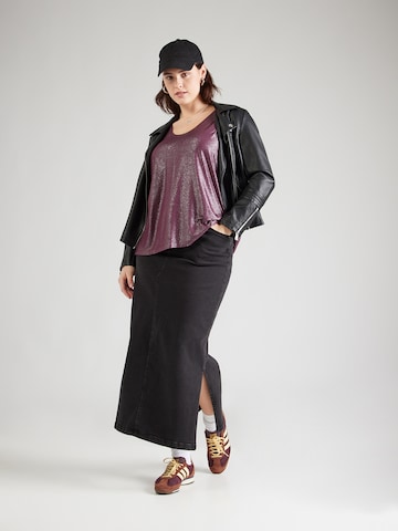 Maglietta 'PCALICE' di PIECES Curve in rosso