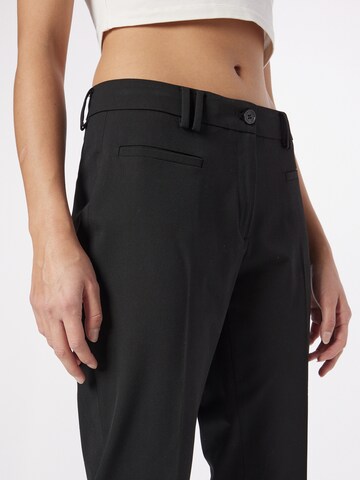 MORE & MORE Tapered Pleated Pants 'Hedy' in Black