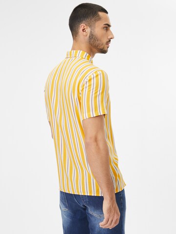 Regular fit Camicia di AÉROPOSTALE in giallo