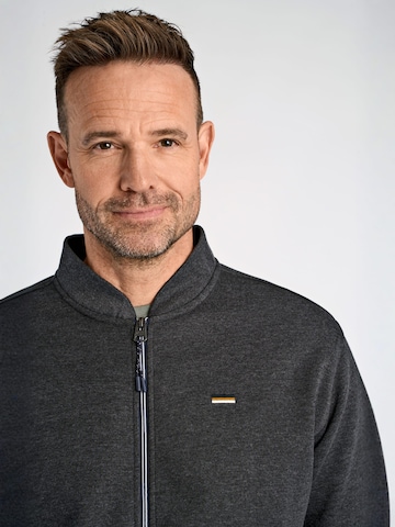 Vestes en maille Jack's en gris