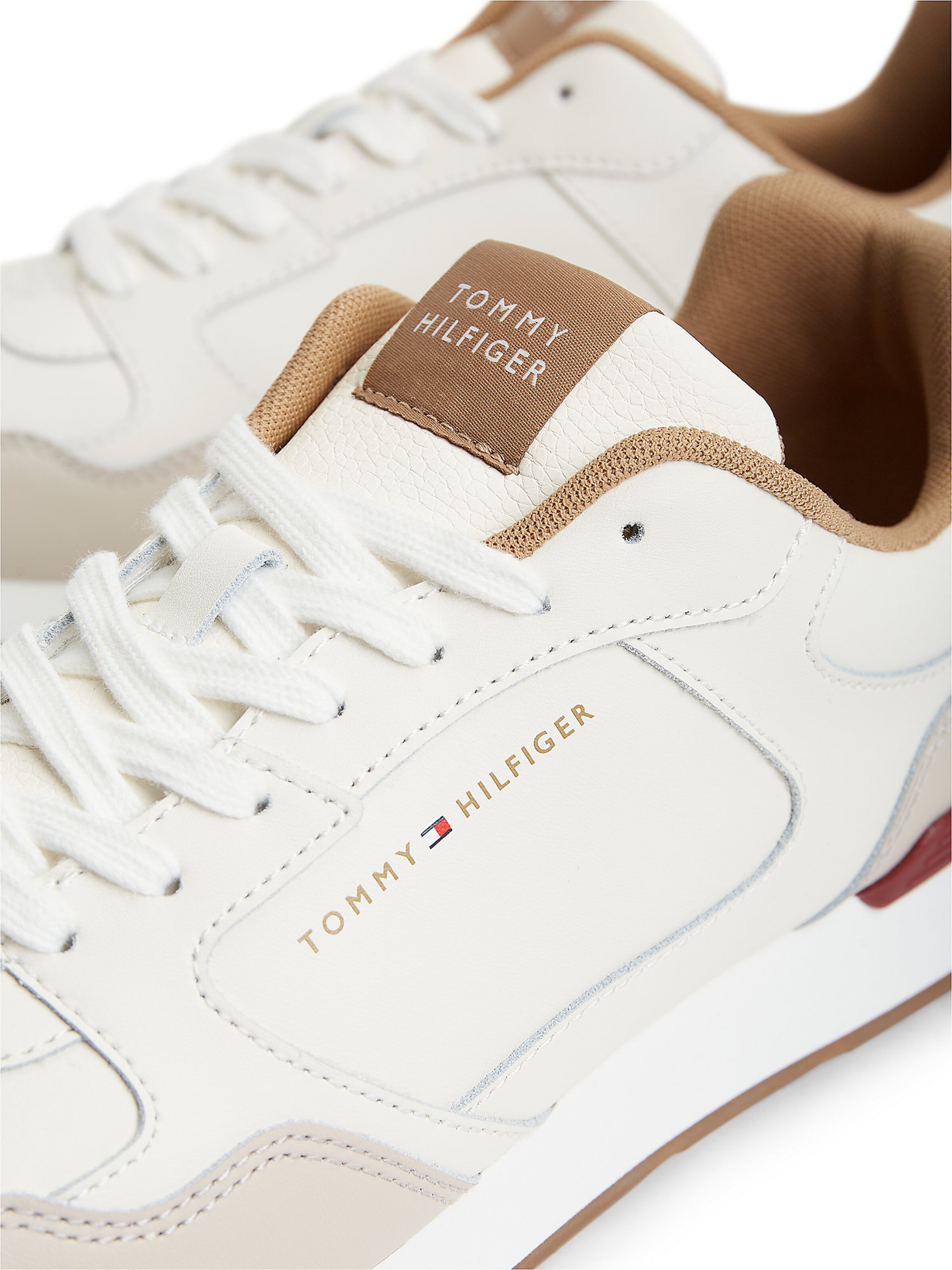 TOMMY HILFIGER Sneaker in Weiß