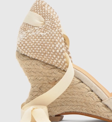 Castañer Espadrilles 'JUD' in Beige